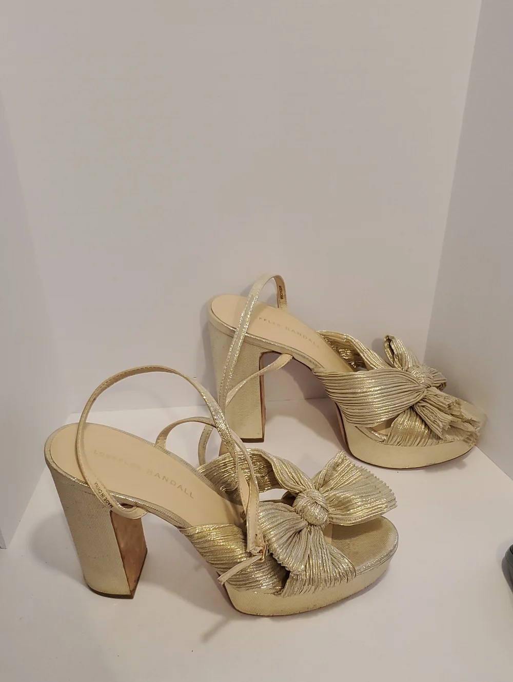 LOEFFLER RANDALL Natalia Platinum Metallic Gold Pleated Knot Bow Sandal Size 7B